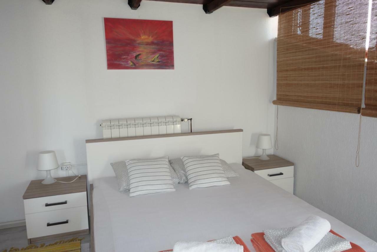 Apartment Beli Kriz *