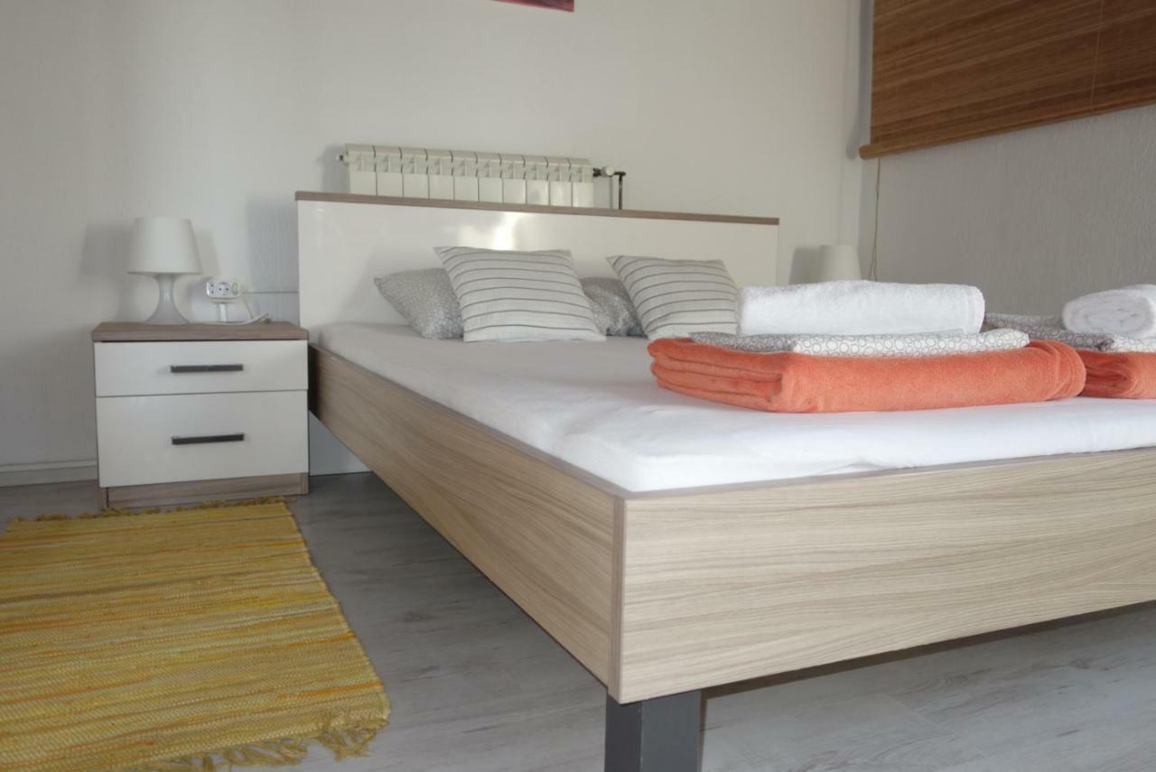 Beli Kriz Apartment *